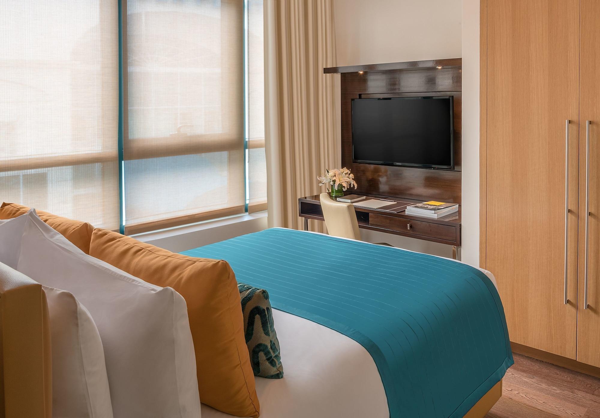 Aruga Apartments By Rockwell Makati Makati City Exterior photo