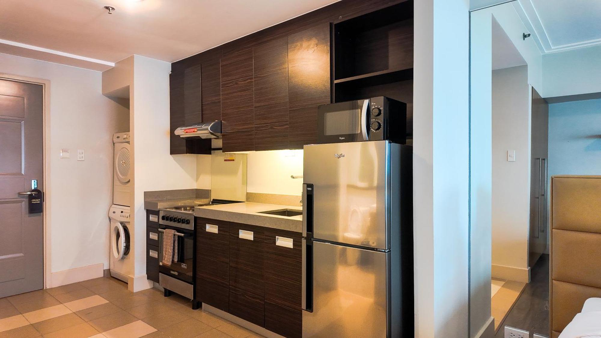 Aruga Apartments By Rockwell Makati Makati City Exterior photo